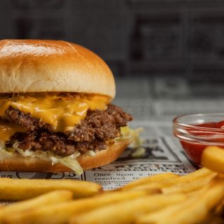 BURA SMASH + pomfrit & kečap