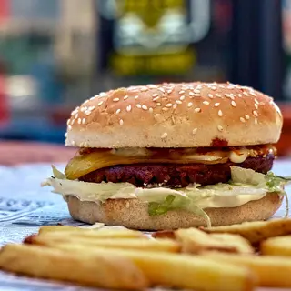 VEGE BURGER + pomfrit + kečap (POSNO!)