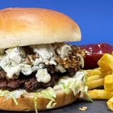 BLUE WAVE + pomfrit & kečap