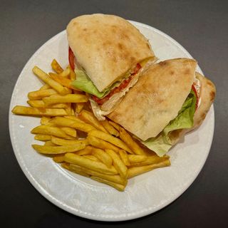 Sendvič sa piletinom 350g