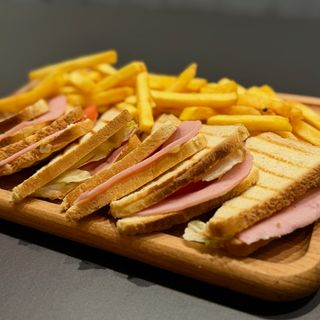 Tost sa šunkom 300g