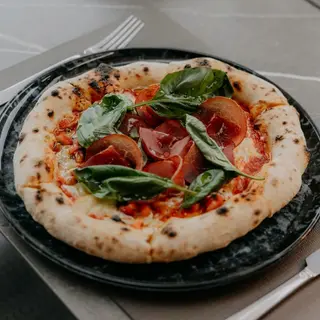 Mila’s Pizza 450g