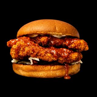 CRISPY BUFFALO HABANERO + DOMAĆI POMFRIT