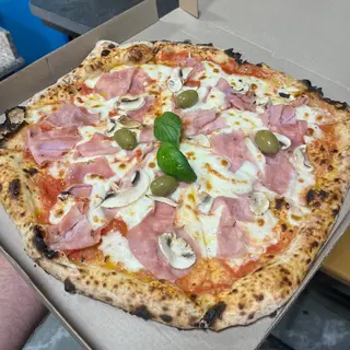 Pizza Capricciosa 33cm