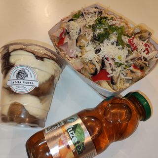 Miks Morski Plodova + Piće + La Mia Nuvola Tiramisu