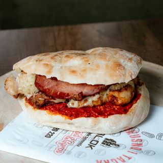 Punjeni batak + Coca-Cola