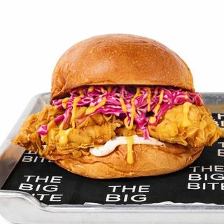 Coleslaw Chicken Burger - 350 gr