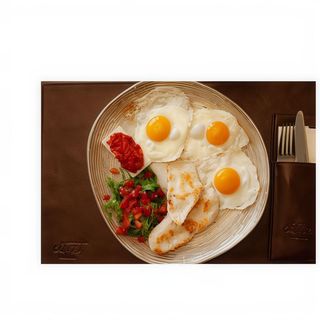 3 jaja na oko sa prilozima po želji 300gr