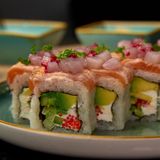 Salmon tataki roll with Scallop-Raspberry salsa