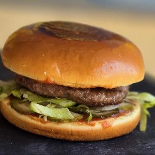 Smokey Classic burger