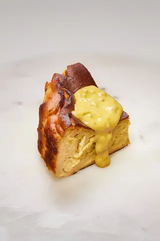 San Sebastian cheesecake od pistaća