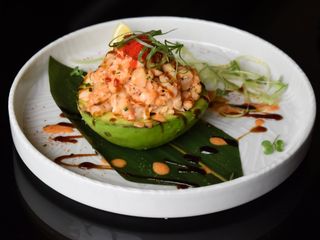 Tartar tuna/gambori/losos