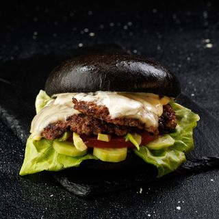 Crni Avokado Lim Burger