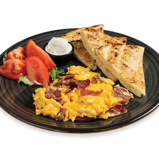 Kajgana sa govedjom prsutom i sirom