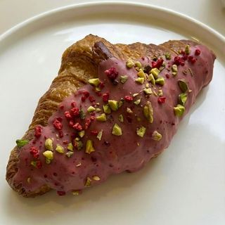 Pistachio–Raspberry Croissant