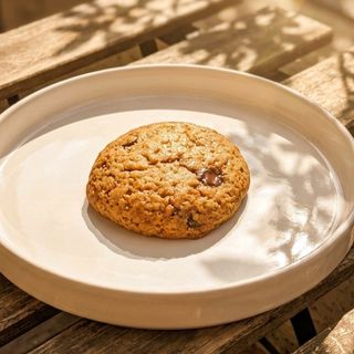 Cookie with chocolate