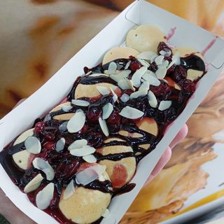 Mini pufnaste palačinke sa tamnom čokoladom 10 komada