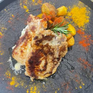 Njeguški steak sa aromatičnim krompirom 450gr