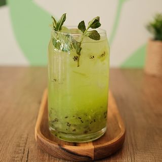 Kiwi Basil