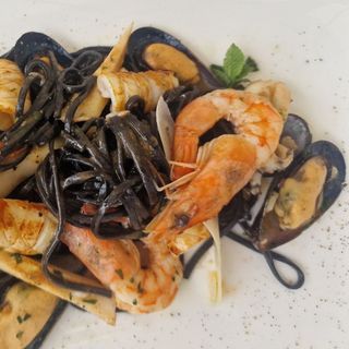 Crni lingvini za dvoje