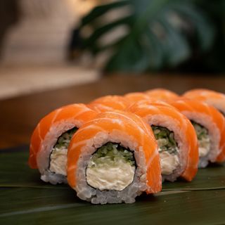 Philadelphia with cucumber