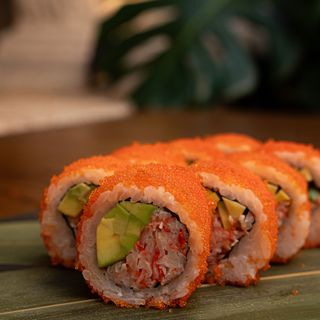 California with crab and avocado