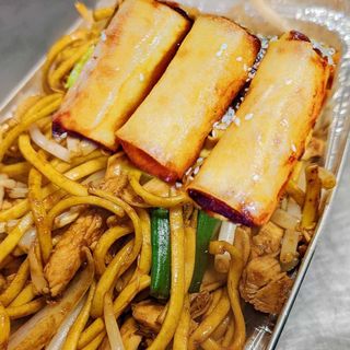 LO MEIN NOODLES -WITH 3 SPRING ROLL
