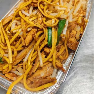 LO MEIN NOODLES - VEG ( MUSHROOM AND TUFO)