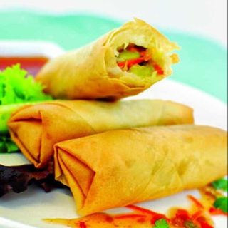 VEGETABLE SPRING ROLL 3 PCS