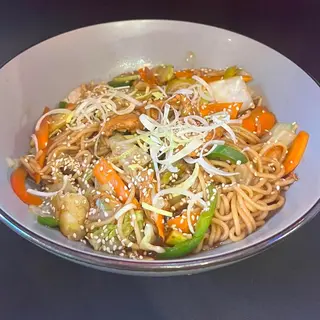 LO MEIN NOODLES