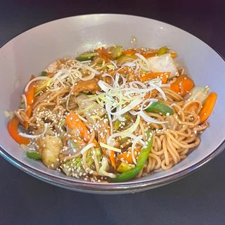 LO MEIN NOODLES
