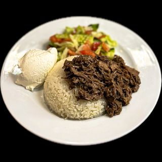 Meso sa rižom i salatom