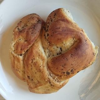 Maslina i sir Pogaca