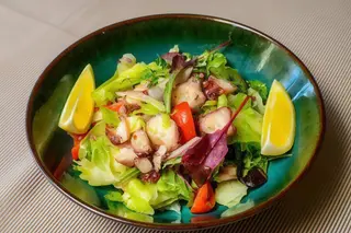 Salata sa hobotnicom 150 gr
