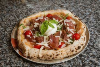 Pizza Pršuta burata 670 gr