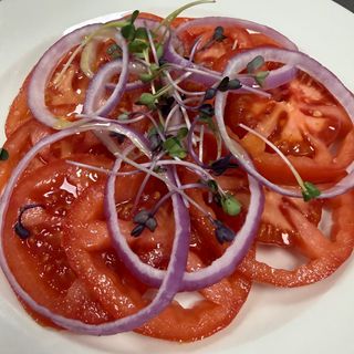 Domaći grbaljski paradajz