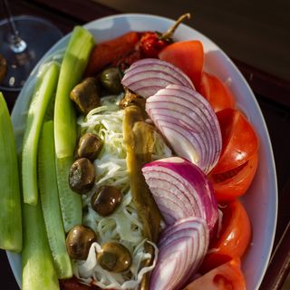 Bašta salata za 4 osobe