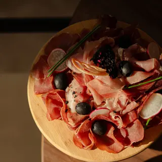 Njeguska prsuta 100gr