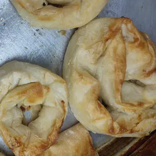 Peynirli  Börek ( Burek i sir )