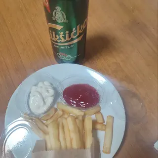 Pomfrit + Bira Nikšićko
