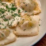 Ravioli sa svježim sirom i spanaćem u kremastom sosu 12 komada