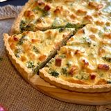 Quiche losos brokoli