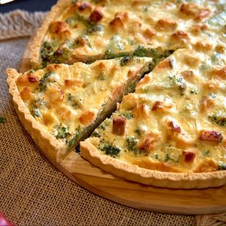 Quiche losos brokoli
