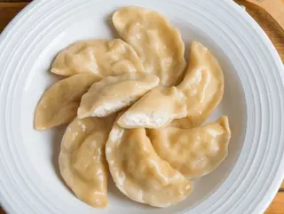 Vareniki sa svježim sirom 8 kom