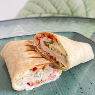 XL ROLL sa piletinom