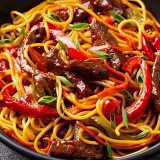 Noodles Kimchi Seoul Beef