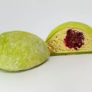 MOCHI (malina i pistaći)