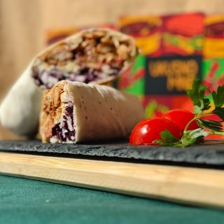 Vegetarijanska šaurma sa vegetarijanskim mesom 350g