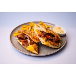 Sendvič sa kobasicom 400gr