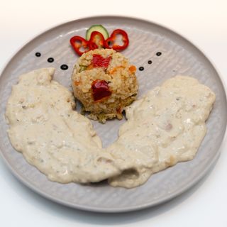 Piletina sa šampinjonima 250gr + prilog